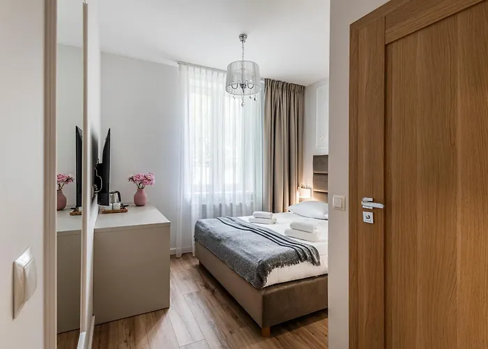 Lapwing Nest 索波特